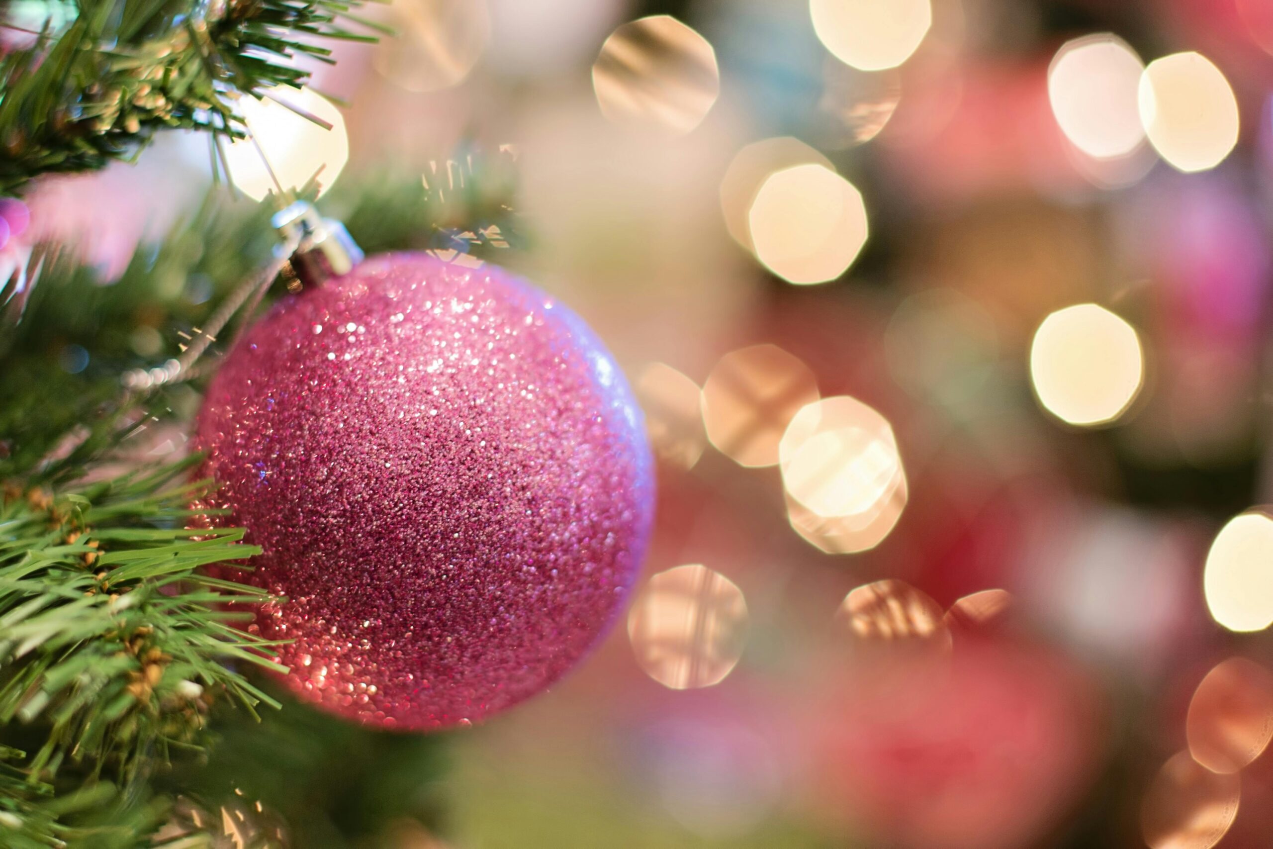 Home for the Holidays: How to Prep for Christmas Guests with Ease